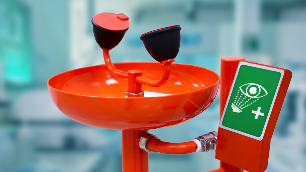 Instructional Space Eyewash Station Safety Protocols